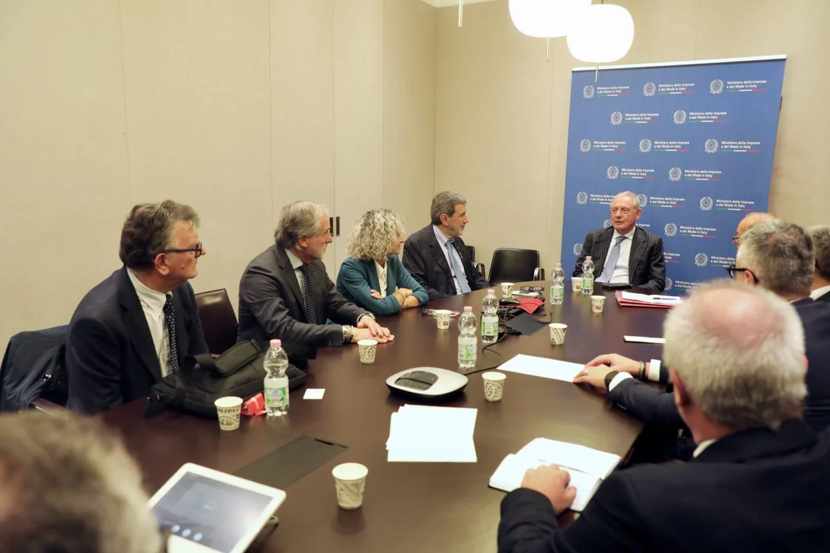 Aerospazio, il Mimit stanzia 28 milioni. Marsilio presenta il nuovo Distretto d’Abruzzo