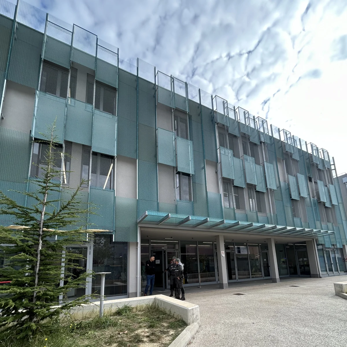 Liceo Marconi di Pescara, non c'è presenza di sostanze tossiche
