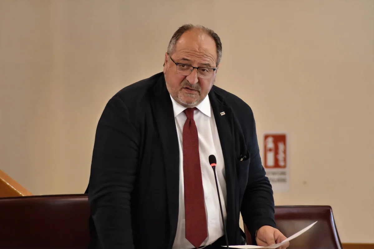 Lutto, è scomparso l'ex assessore regionale Mario Mazzocca