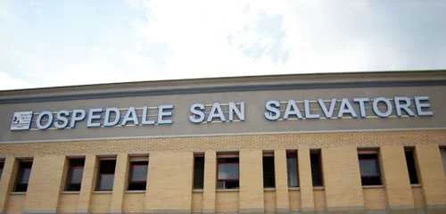 Mensa del San Salvatore, servizio sospeso per la sostituzione dei moduli post sisma