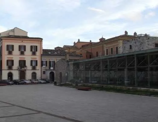 Teramo, scippo in centro storico: residenti protestano e scrivono al Prefetto