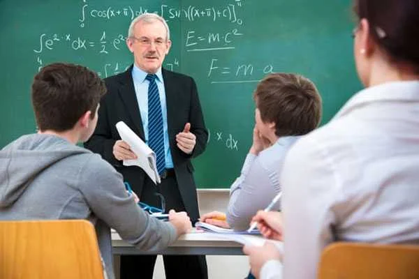 Anno scolastico al via: 41mila docenti assunti, confermati 58mila precari di sostegno