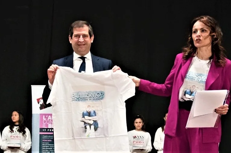 Cosa succede in Regione / “Abruzzo contro il bullismo”: incontri e spettacoli a Pineto, L’Aquila, Roseto,  Giulianova, Villa Vomano e Teramo