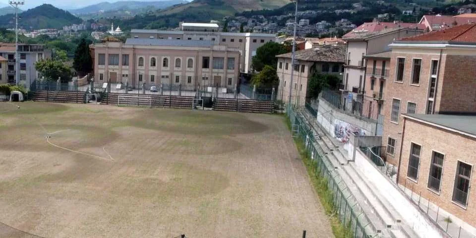 Vecchio stadio di Teramo, Quintiliani: "Insensata la scelta politica di salvaguardare la Curva Est"