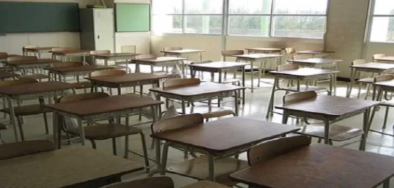 Scuola: il 15 settembre torneranno in classe 158.432 studenti abruzzesi, 2.400 in meno