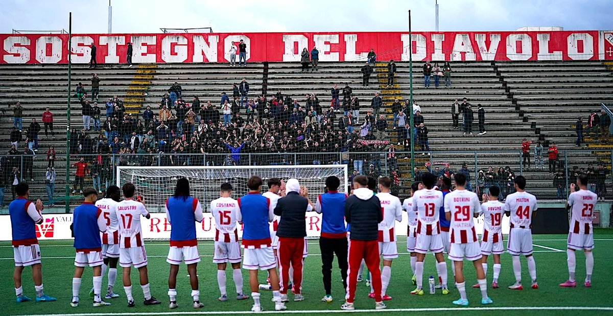 Calcio D, Teramo-L'Aquila prevendita a quota 1.675