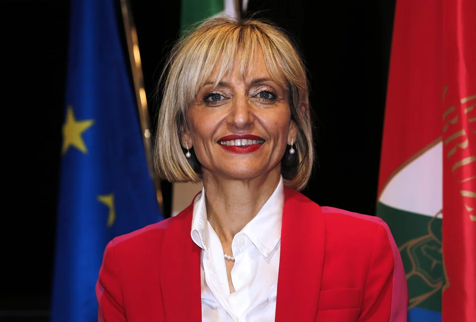 Industria, la Regione avvia l'iter per la produzione di un parco eolico offshore