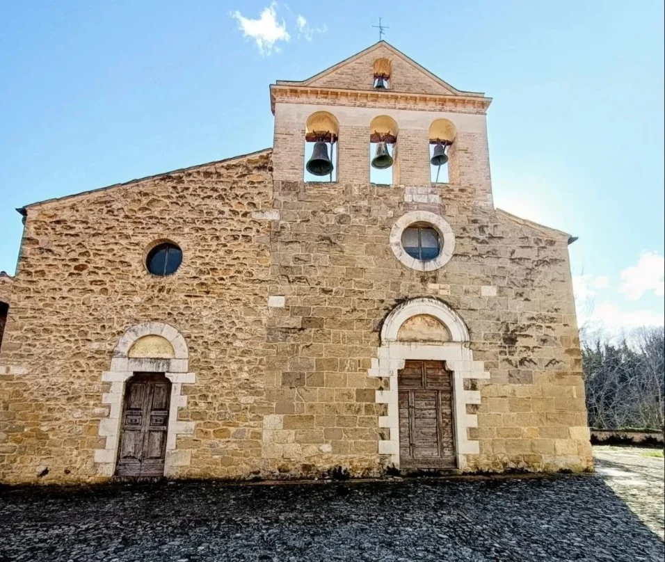 Castiglione della Valle, un borgo abbandonato ma vivo