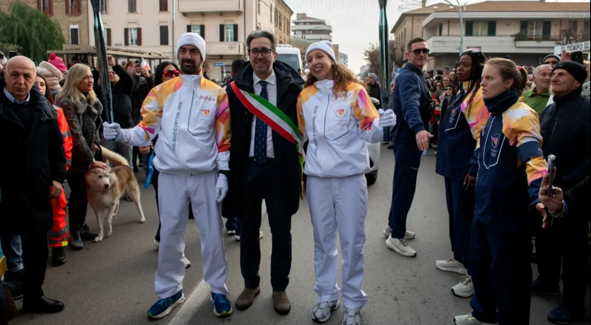 Fiamma Olimpica illumina la città di Roseto degli Abruzzi