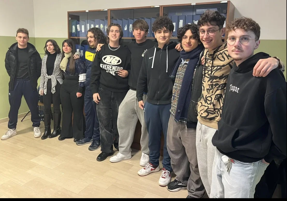 Liceo Musicale “Delfico”, consegnati i vinili dedicati ad Ivan Graziani