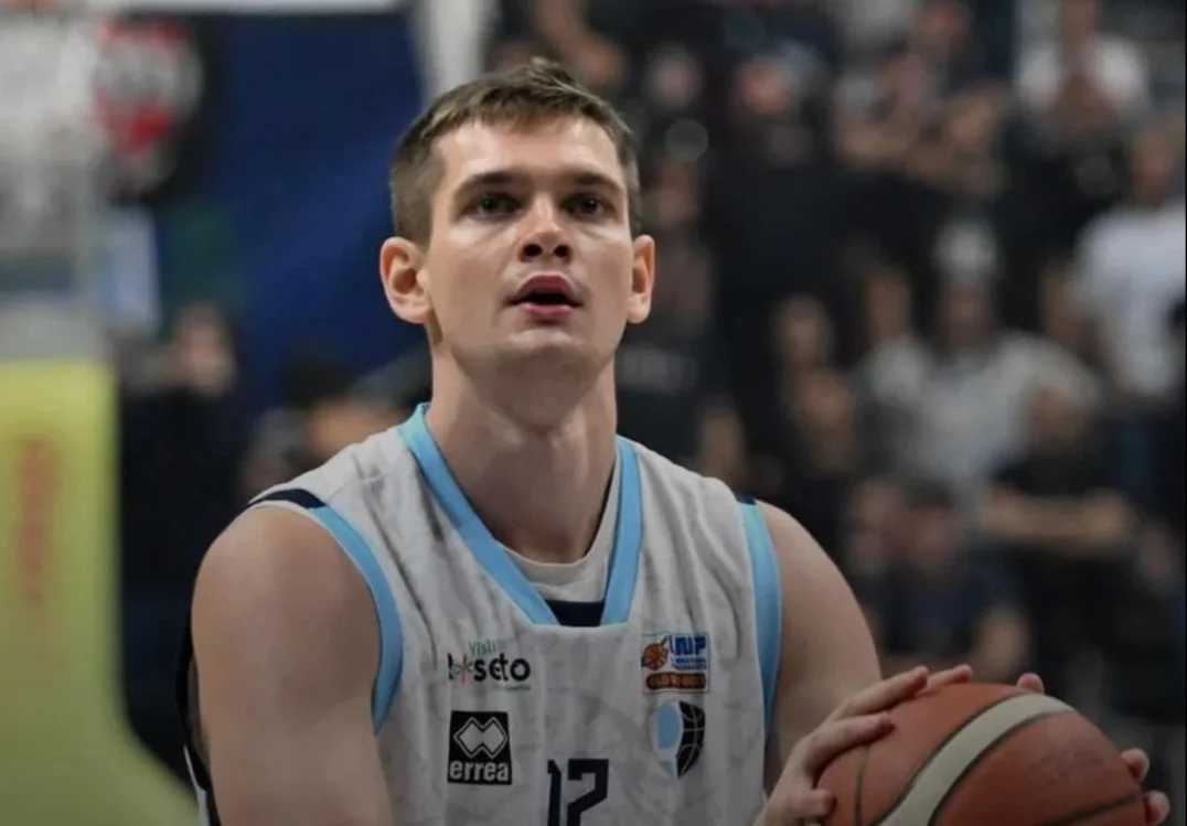 Basket A2, Roseto saluta Tsetserukou