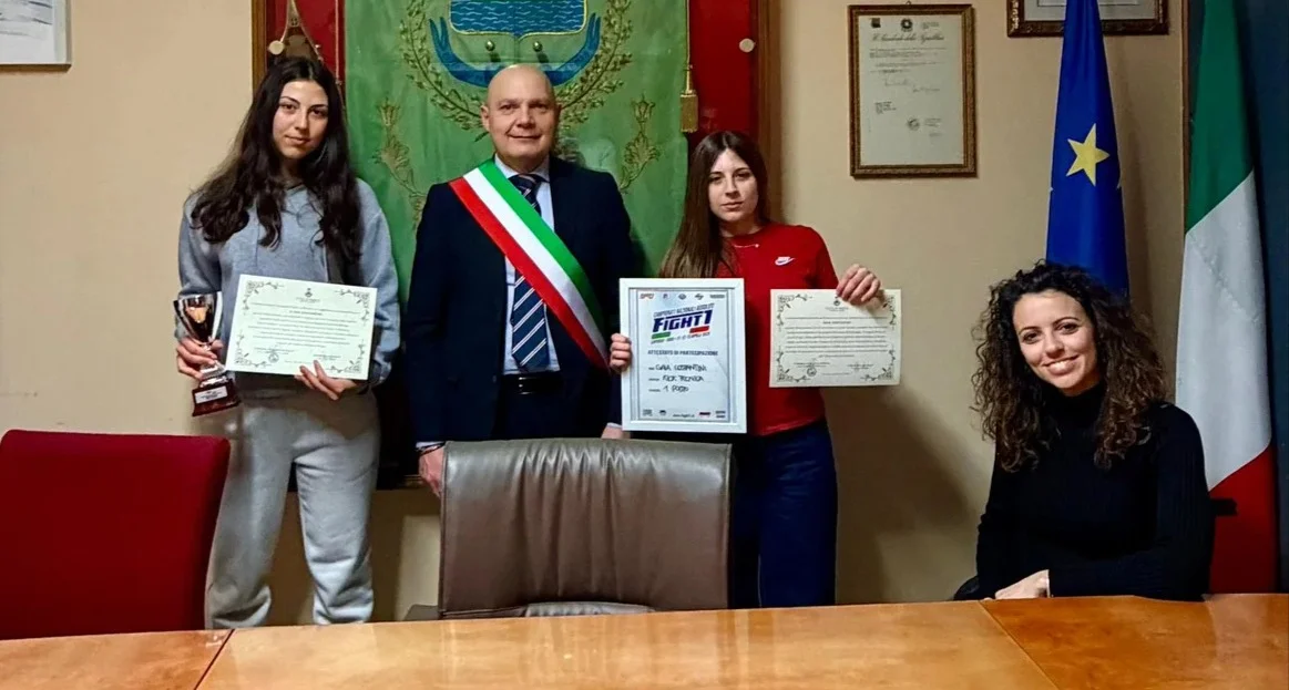 FOTO | Motori, tennis e kickboxing: Pineto premia tre giovani eccellenze