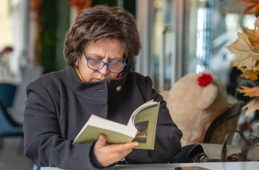 La scrittrice teramana Giovanna Albi in corsa allo Strega 2026