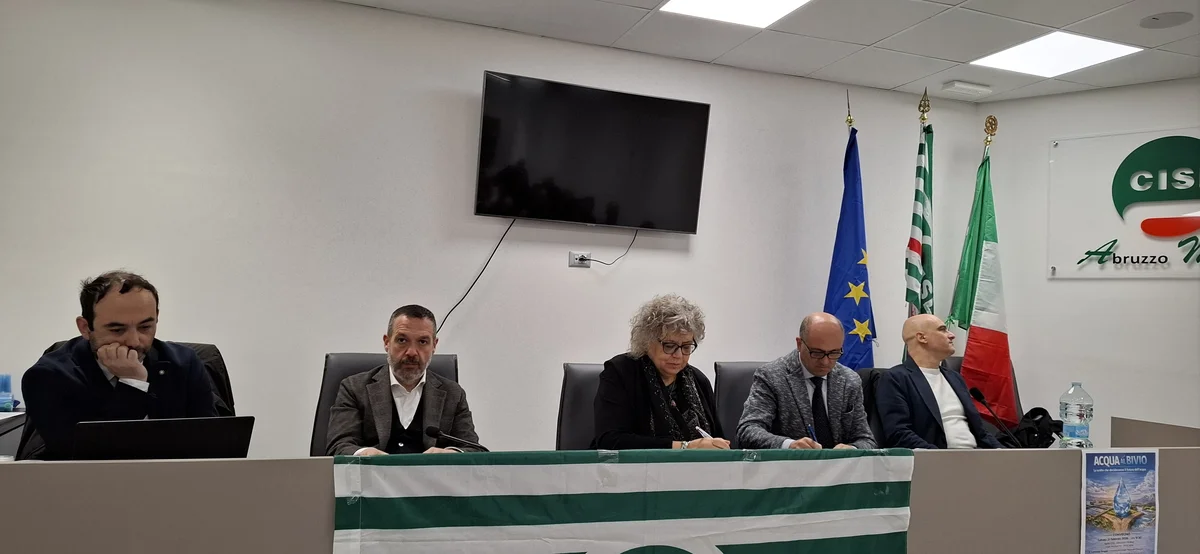 Acqua al bivio, le scelte che decideranno il futuro degli acquedotti