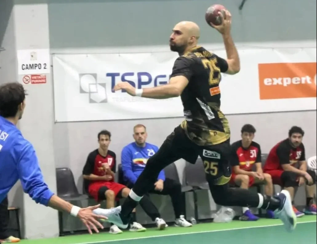 Handball, Lions battuta senza recriminazioni a Camerano (33-25)