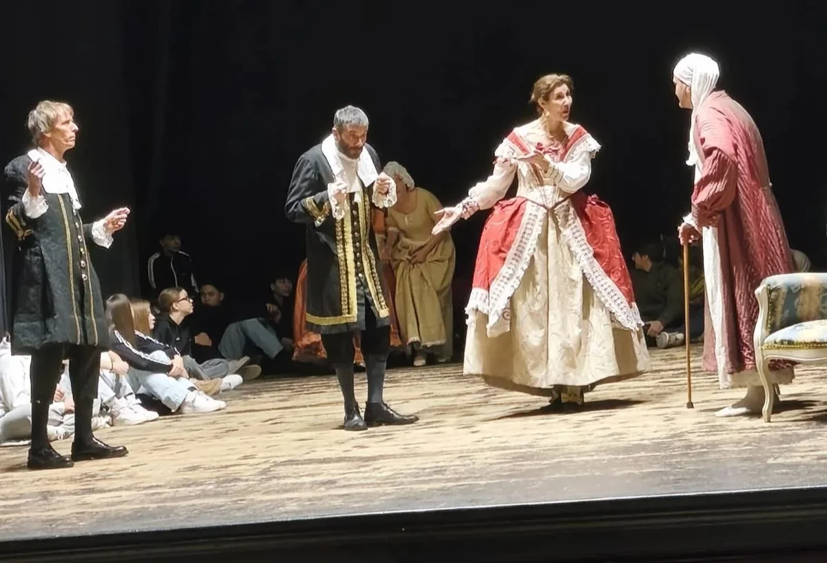 FOTO | Il “Théâtre Français de Rome” incanta il Teatro Comunale di Atri