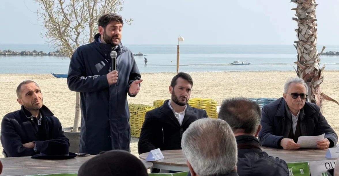 FOTO | Referendum, incontro pubblico del "Comitato Sì Riforma" di Roseto degli Abruzzi
