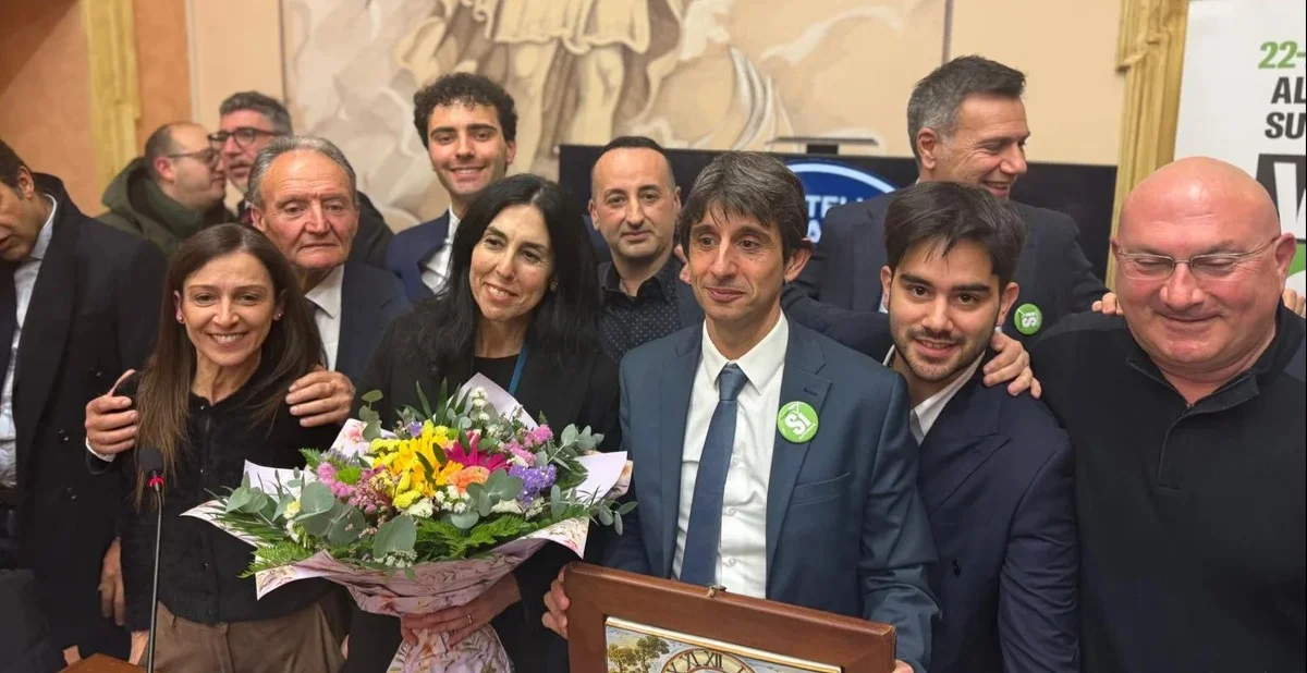 FOTO | Referendum: folla per Donzelli e per il SI a Mosciano S.A.