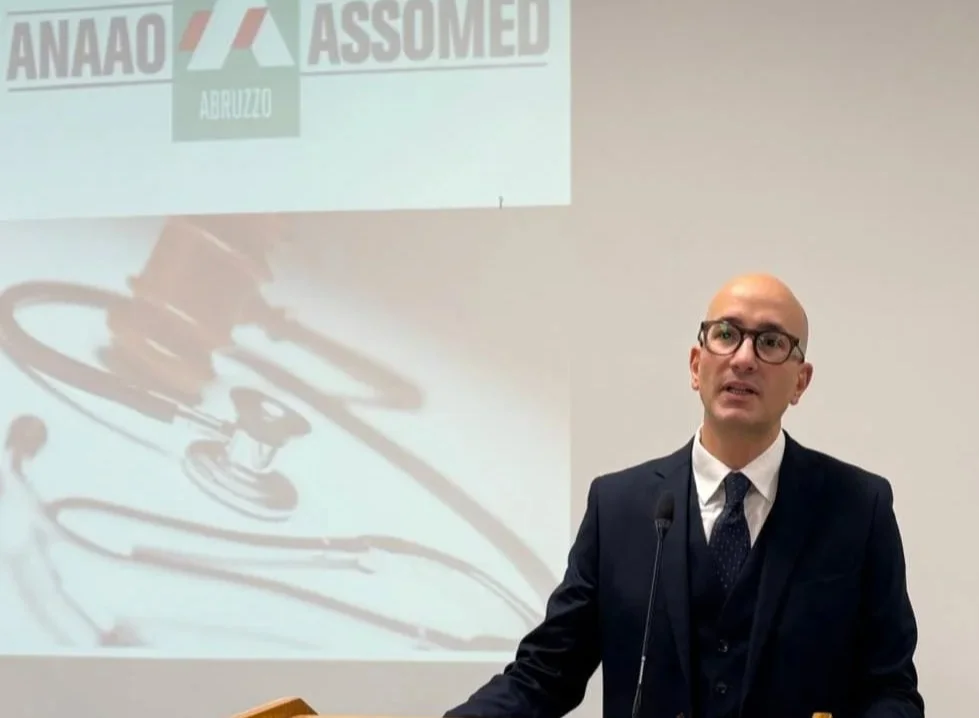 Sanità, orario di lavoro e nuovo contratto: dibattito a Teramo