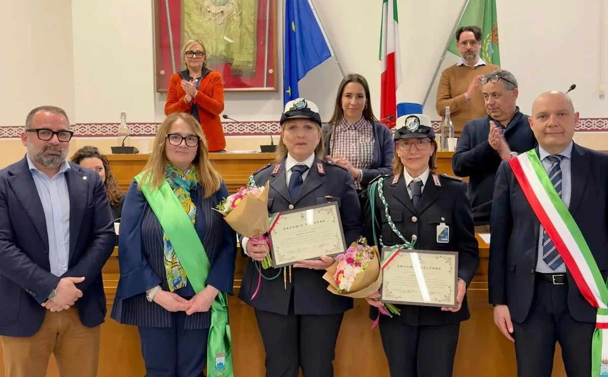 Consiglio comunale di Pineto: tributi agevolati, sport ed encomi alla Polizia Locale