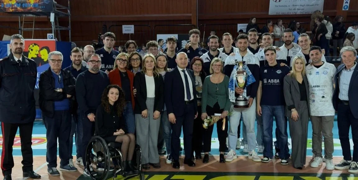 Premio Borsellino, 900 studenti al Palavolley di Pineto per un messaggio di legalità e rispetto