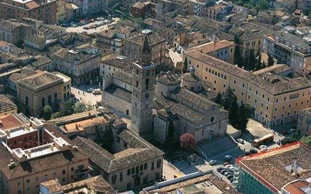 Teramo centro, i commercianti alle Istituzioni: "Serve una svolta"