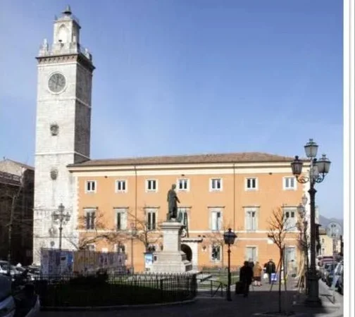 6 aprile, modifiche alle commemorazioni del giorno 5