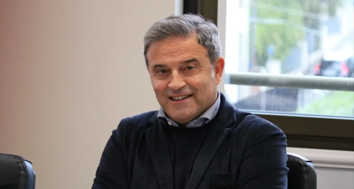 Sanità abruzzese al collasso, Menna: “Marsilio e Verì hanno fallito, cittadini abbandonati”