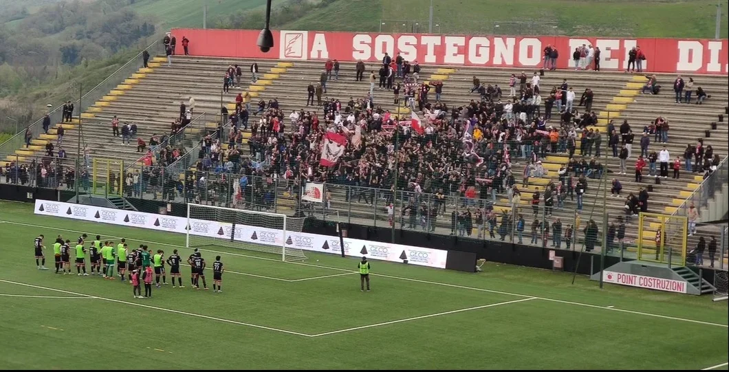 Calcio D/F, Teramo non ce la fa (0-0) ma grazie lo stesso