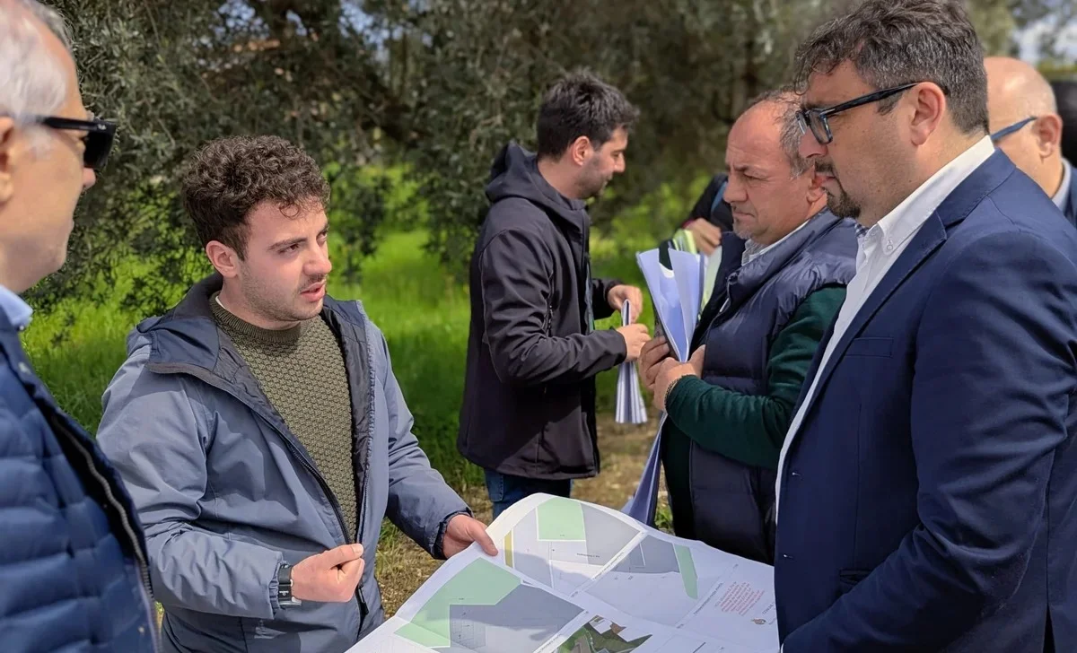 FOTO | Nuova piazza di Villa Falchini, consegnati i lavori