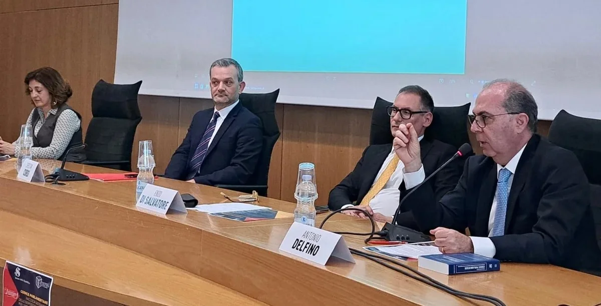 “Codice parlamentare”, Lefebvre Giuffrè ha presentato il volume all'Università di Teramo
