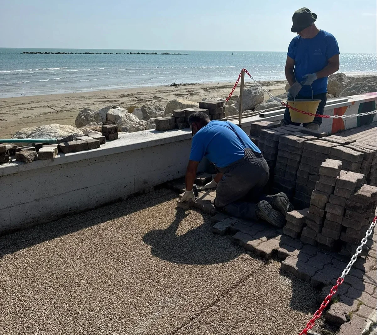 Lungomare Sud, manutenzione straordinaria sul marciapiede