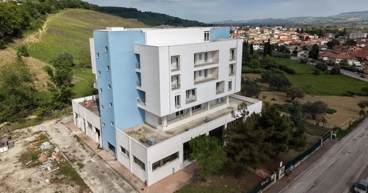 FOTO e VIDEO | Castellalto si riappropria della struttura polifunzionale