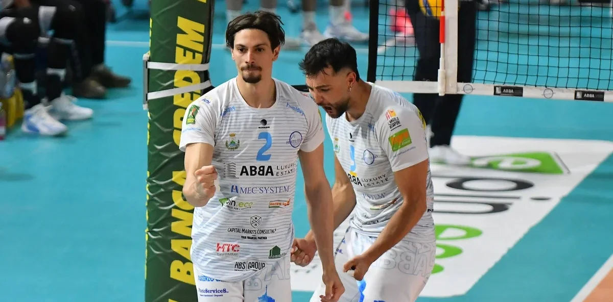 Volley A2 Play-Off, l'ABBA Pineto supera (3-1) Aversa in gara 1 di semifinale