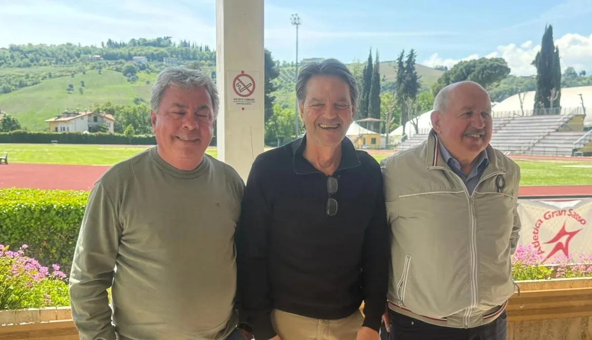 FOTO e VIDEO | Torna la Maratonina Pretuziana con Gaia Sabbatini... tra i cantieri del centro