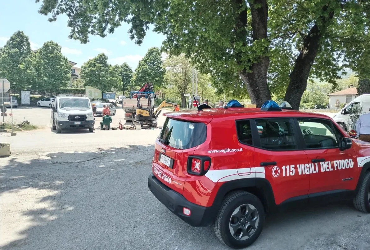 Fuga di gas a Basciano, chiuso il tratto di strada