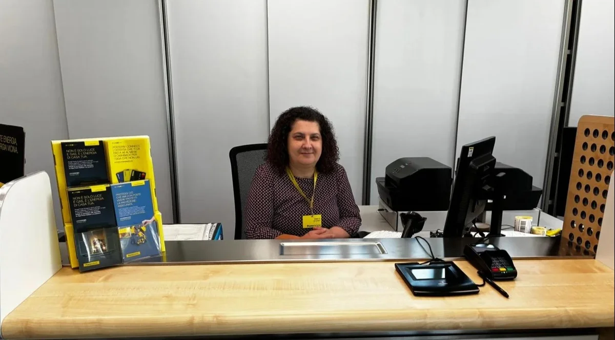 Poste, dipendente dell’ufficio di Sant’Egidio alla Vibrata, insignita della “Stella al Merito del Lavoro”