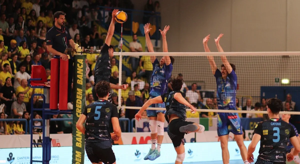 Volley A2, l'ABBA Pineto cade anche in gara 2: Prata vince (3-0)