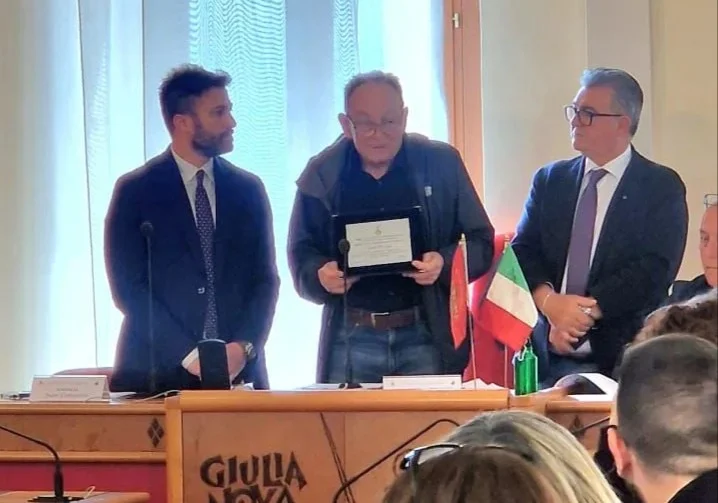 Giulianova, premiato Edoardo D'Angelo dall'amministrazione comunale