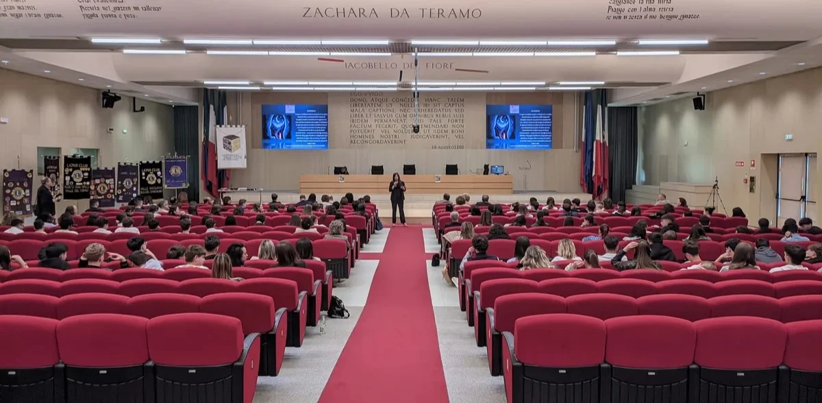 “Premio Diamanti”: cultura, governo e mondo della scuola in rete