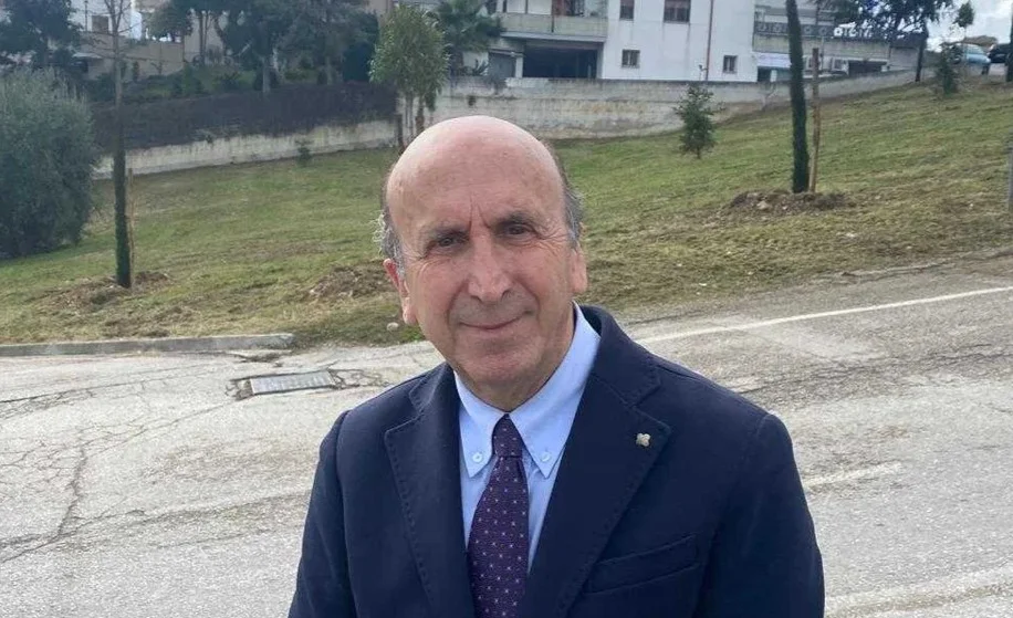 Consiglio saltato, Teramo Vive: "O si governa, o si stacca la spina"