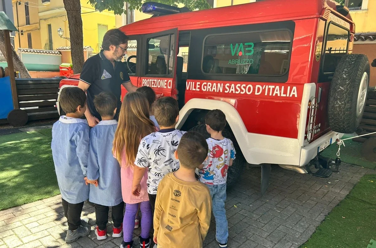 FOTO | I bambini della Piccola Casa a "lezione" di Protezione civile