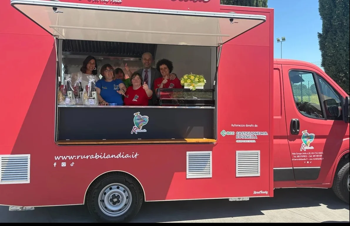 BCC di Castiglione M.R. e Pianella dona un food truck a Rurabilandia