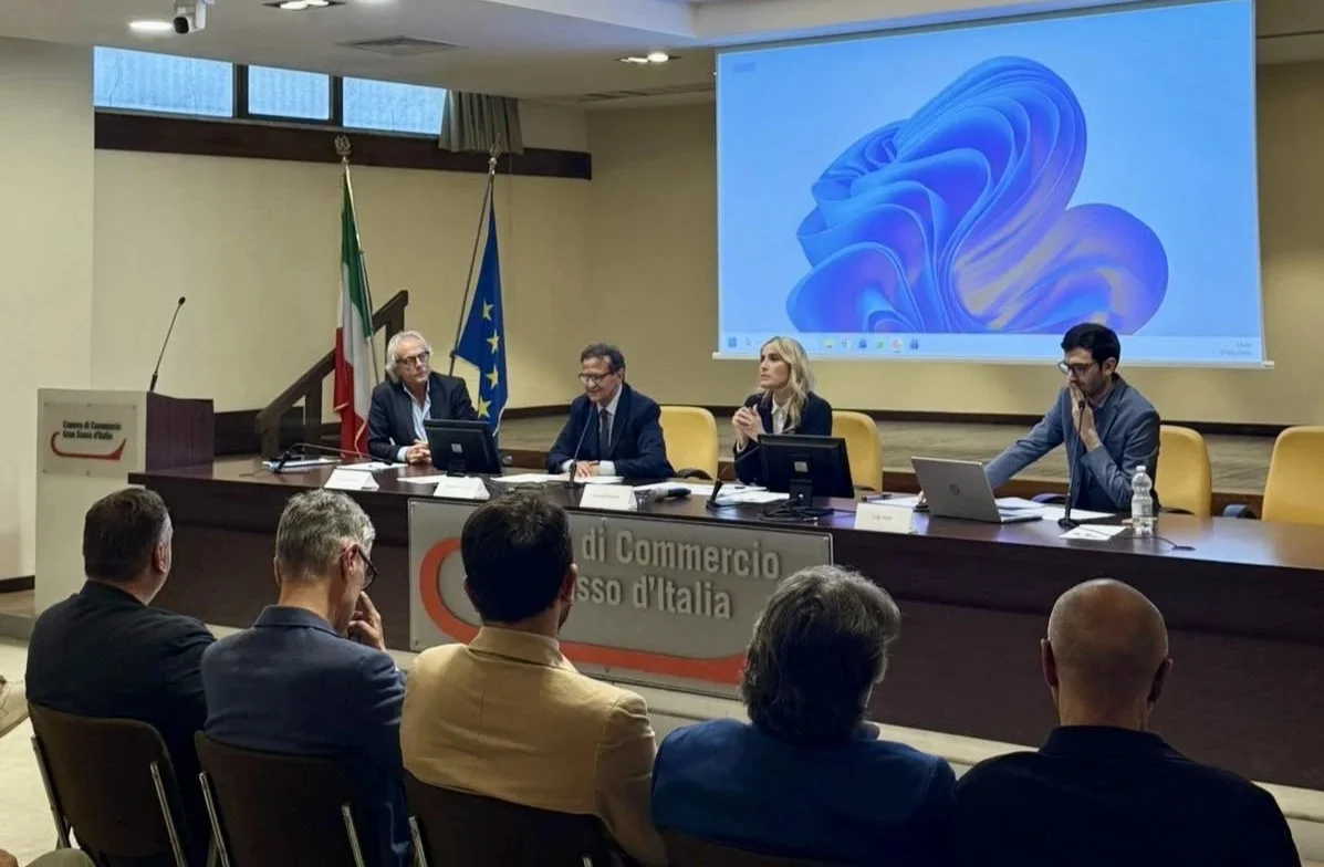 Infrastrutture e logistica al centro del futuro economico abruzzese: tavolo tecnico a Teramo