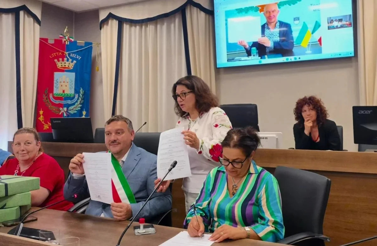 Silvi, firmato il gemellaggio con la città ucraina Trostianets