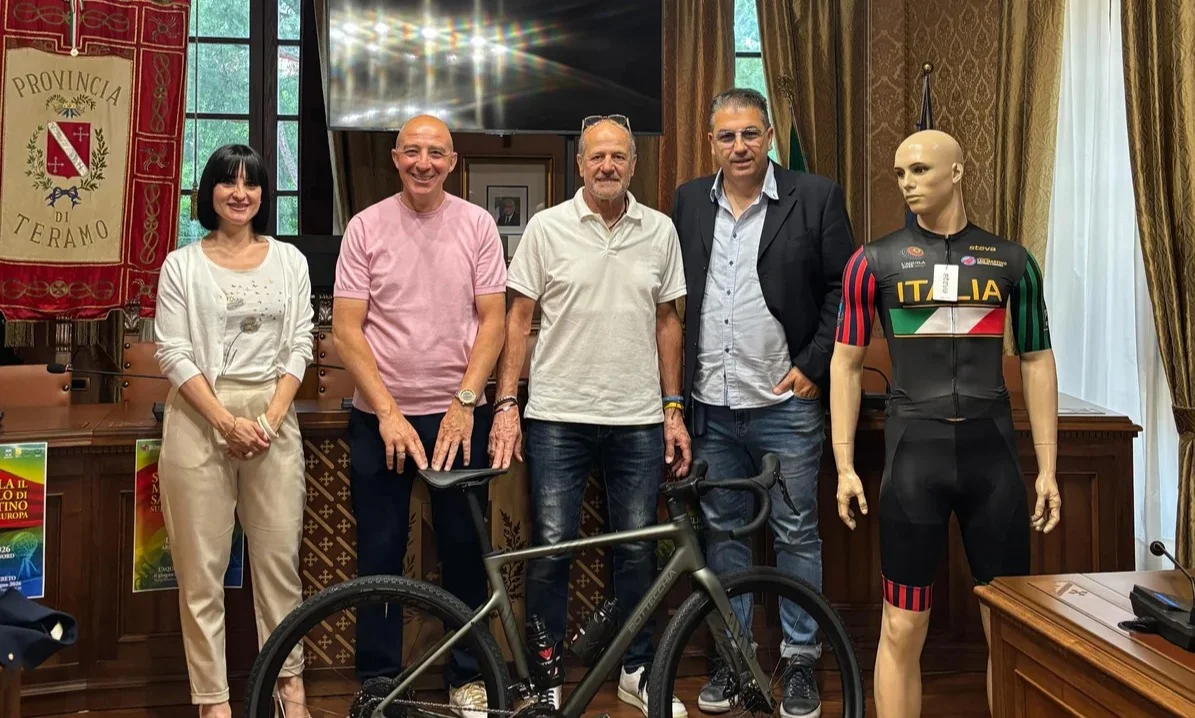 Il mantello di San Martino da Nereto a Capo Nord per 5.200 km in bicicletta