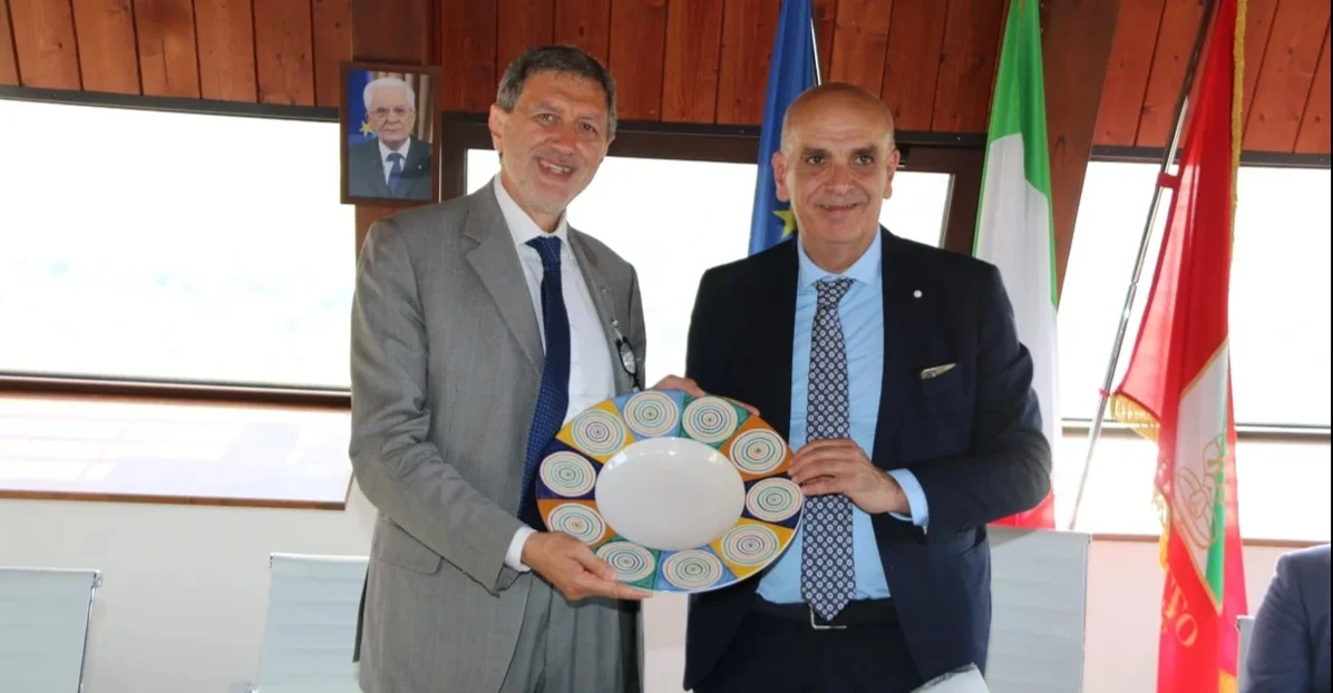 FOTO e VIDEO | Marsilio a Castelli da Tancredi