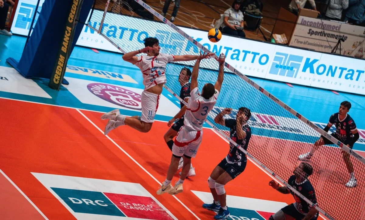 Volley A2, ABBA Pineto: Mirco Compagnoni rinfoltisce il blocco dei centrali