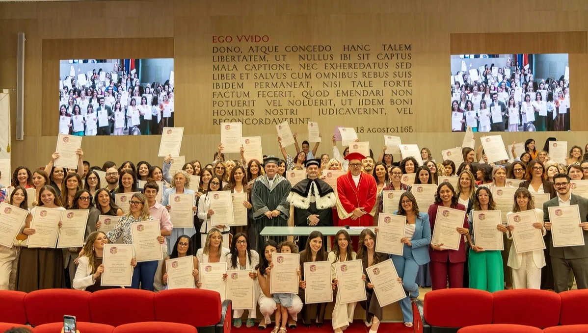 FOTO e VIDEO | Unite, cerimonia di consegna in Ateneo delle pergamene per il sostegno didattico