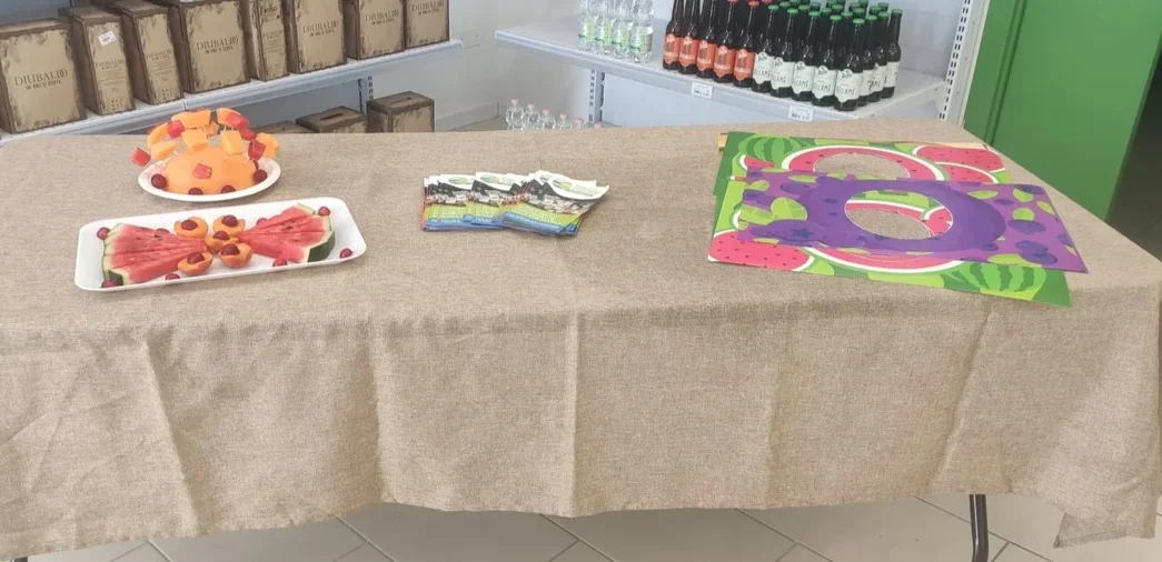 FOTO e VIDEO | "Selfie con la Frutta", al Mercato Contadino tra social e territorio